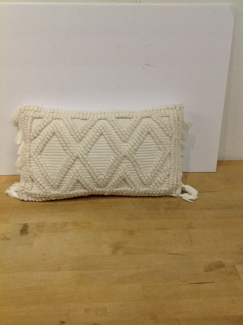 White Patterned Pillow w/Tassels