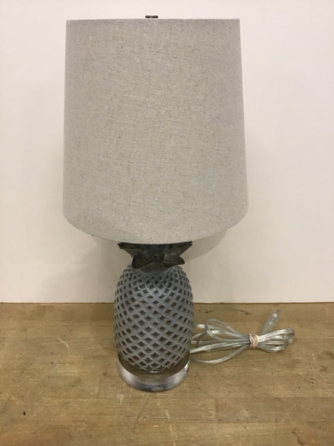 18" Grey Ceramic Pineapple Lamp w/Shade