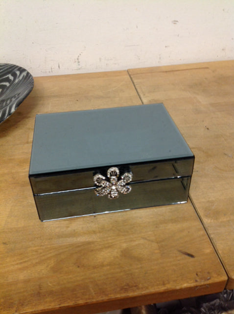 Mirror Box/Rhinestone Flower Box
