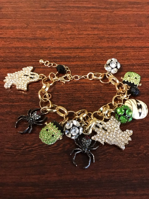 Goldtone W/Halloween Charms Bracelet