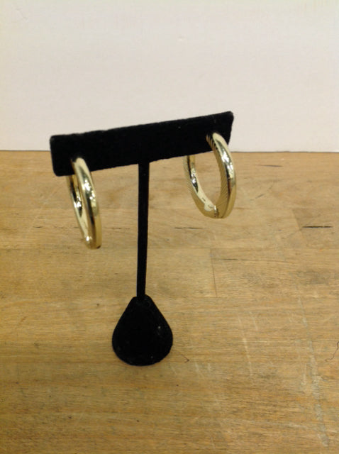 Decorative Gold Hoop Earrings