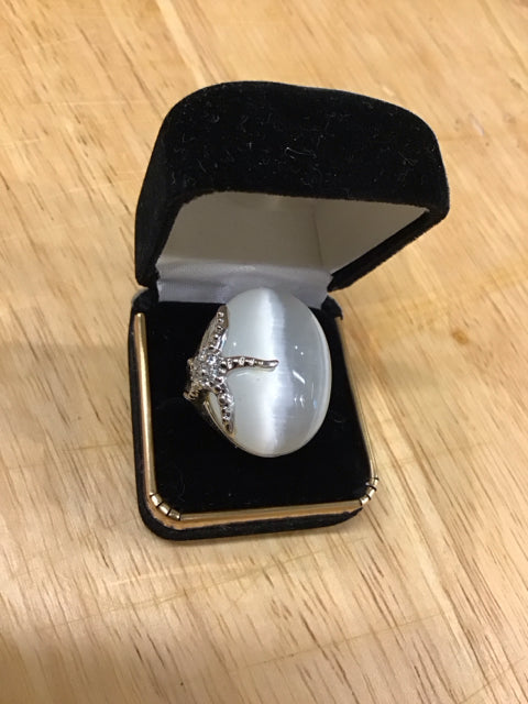 Silver Starfish W/White Onyx Like Stone Ring