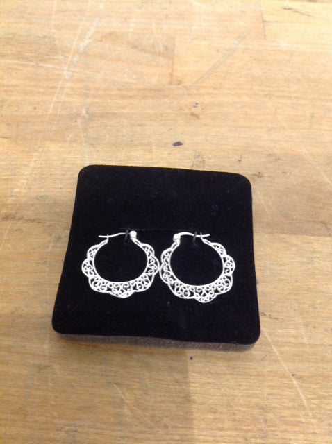 Earrings- 925 Hoops