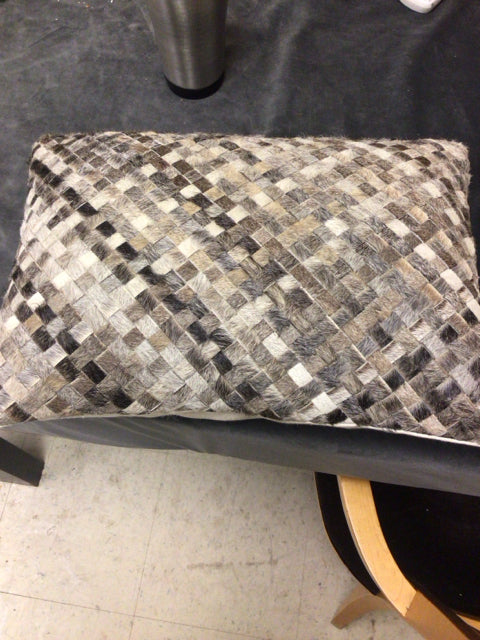 Williams & Sanoma Hyde Lumbar Pillow