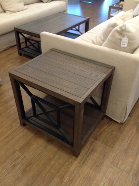 Hammary End Table