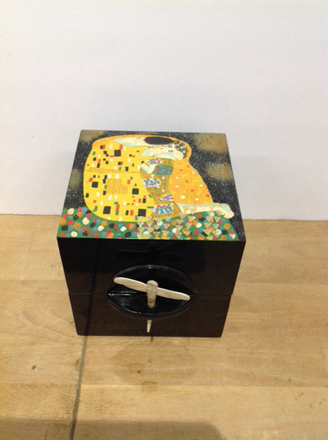 6"x6" Black Lacquer Asian Box