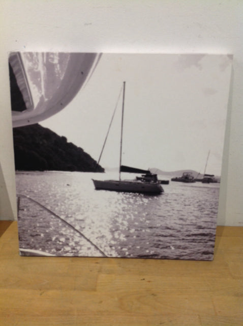 16" Sq Black & White Boat Canvas