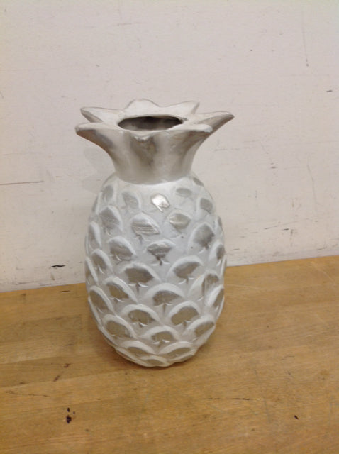White/Silver Pineapple Vase