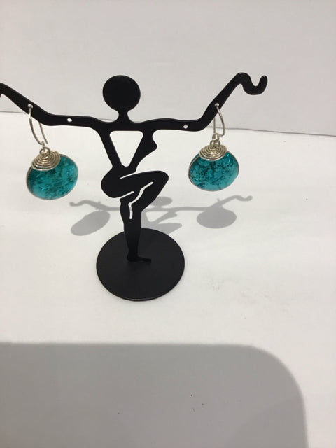 Rd Green Glass Earrings in Silver Wire