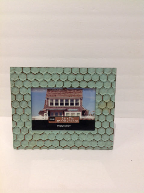 5x7 Weathered & Dimpled Wood Frame