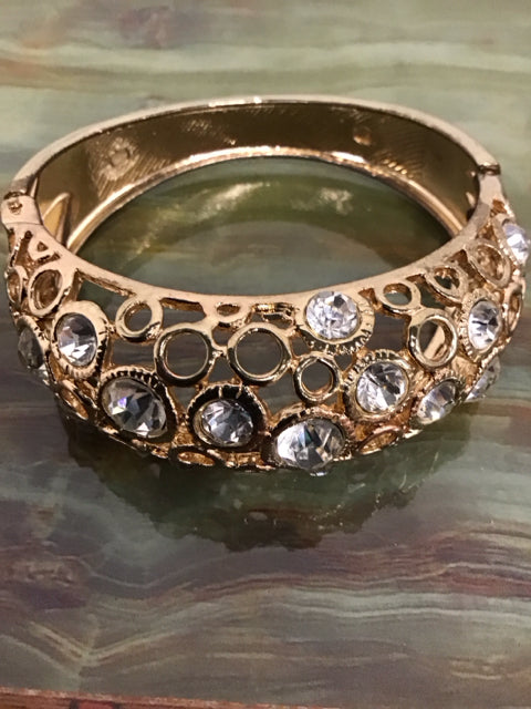 Goldtone Crystal Circle Design Bracelet