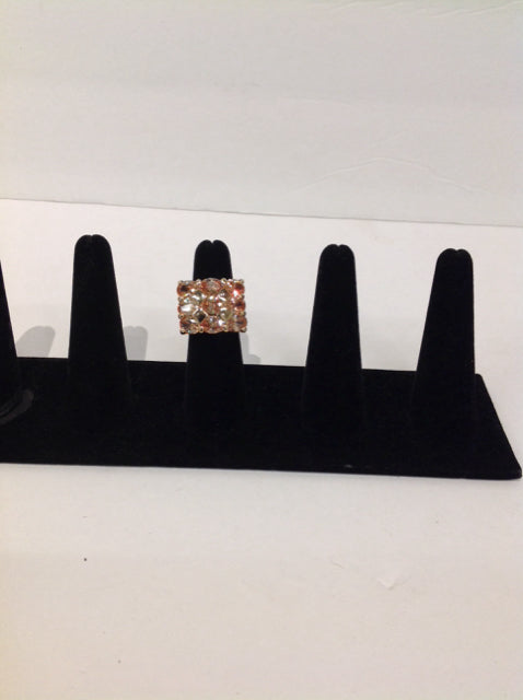 Gold Ring w/Yellow Rhinestones