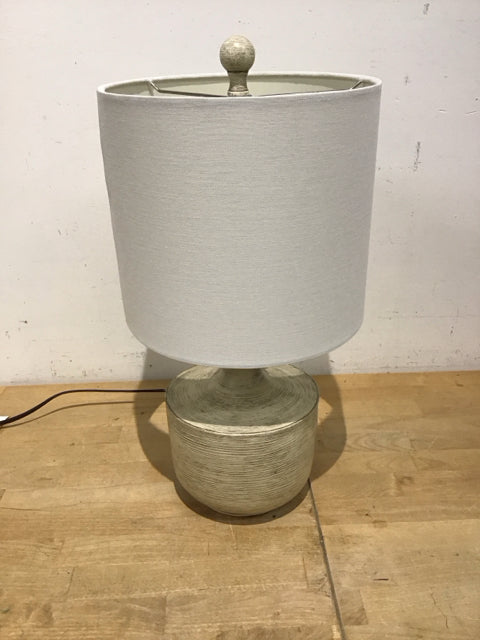 17" Faux Wood Lamp