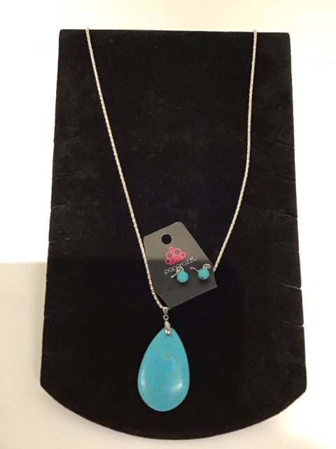 Silver Necklace w/Turquoise Pendant & Earrings