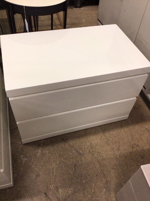 30"W x 18"D x 20"H Whiteline Modern Living Anna 2-Drawer White Large Nightstand