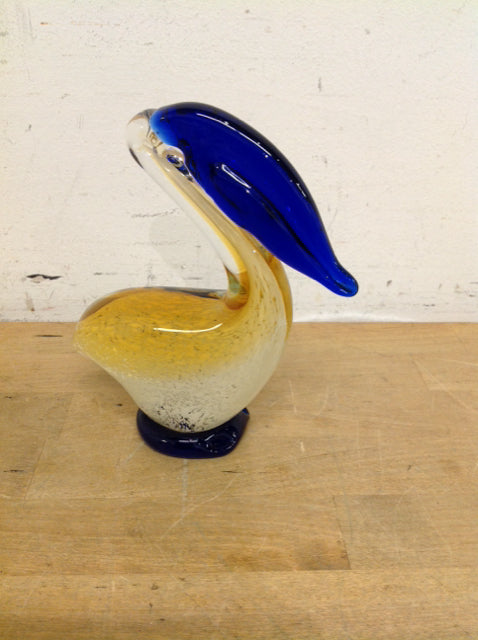 6.5" Art Glass Pelican