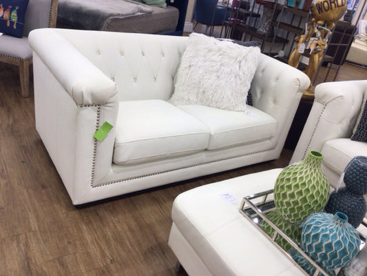 White Vinyl Tufted Love Seat W/Silver Nailheads