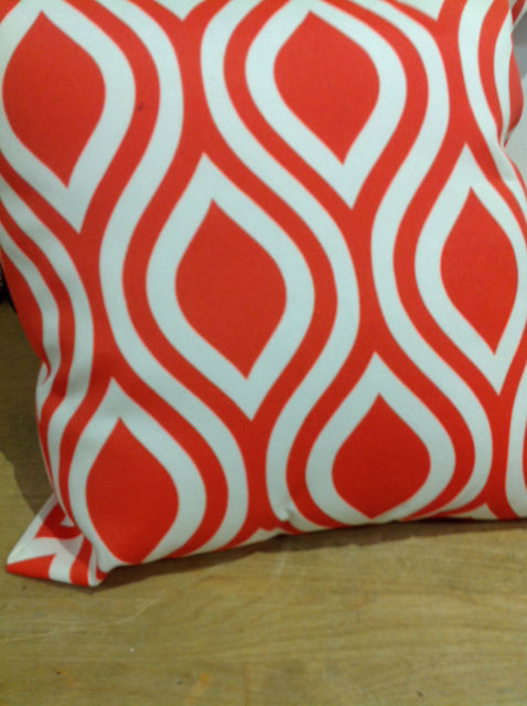 Pillow- 14" Outdoor Orange & White