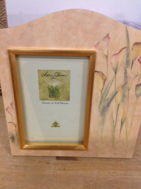 Photo Frame- 4" X 6" Gold Flowers