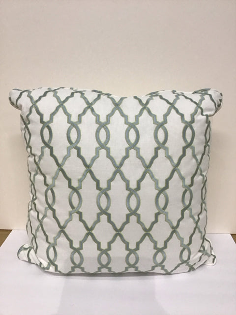 White Matelasse Pillow w/Lattice Pattern
