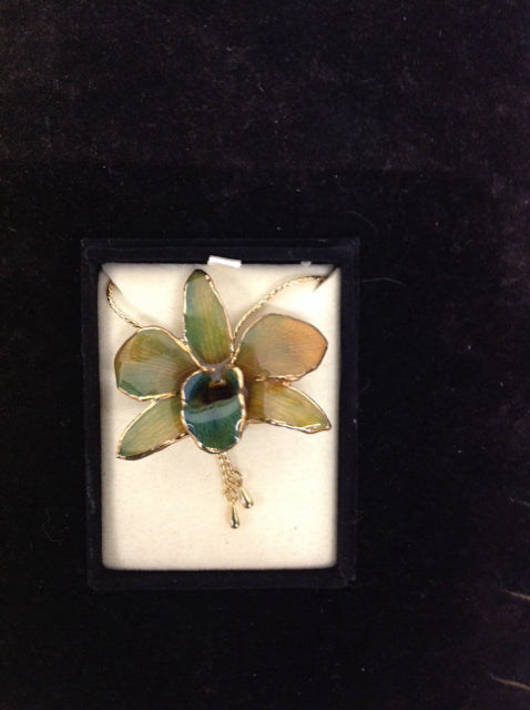 Real Green Tulip Necklace