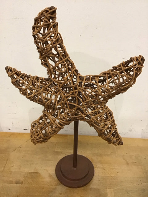 17" Wicker Starfish On Metal Stand