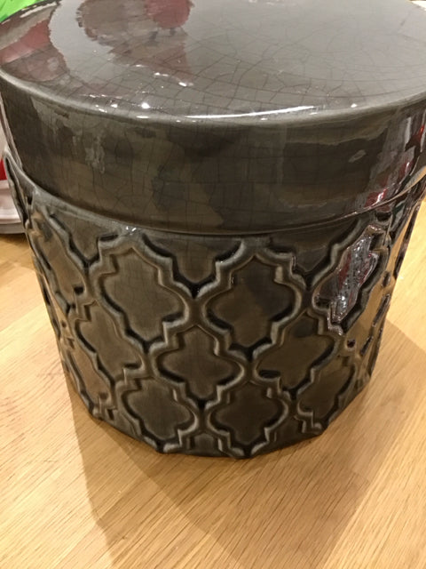 8"x9" Gray Textered Ceramic Jar