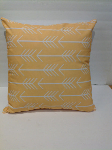 Yellow/White Cotton Arrows Print Pillow