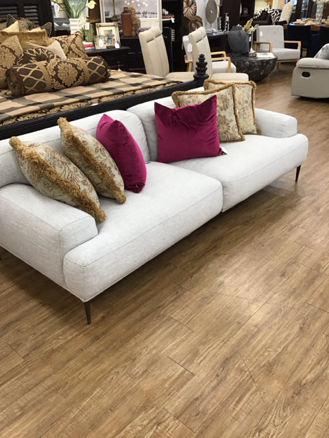 Lt Grey 2-pc Sectional Sofa w/Metal Feet