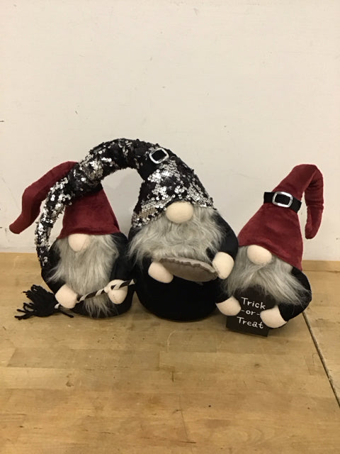 18"Wx12"H 3 Gnome Trick Or Treat Figures