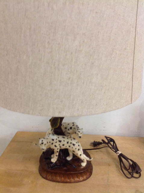 21" Resin Cheetah Lamp