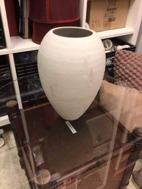 Bo Concepts Dropfall Ceramic Vase