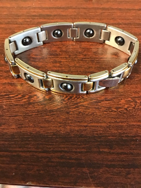 Mens Magnetic Like Bracelet