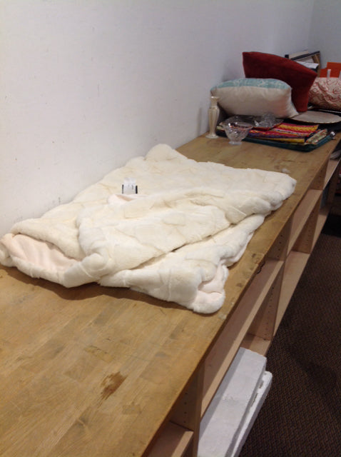 50x70 Rachel Zoe Soft Tan Throw