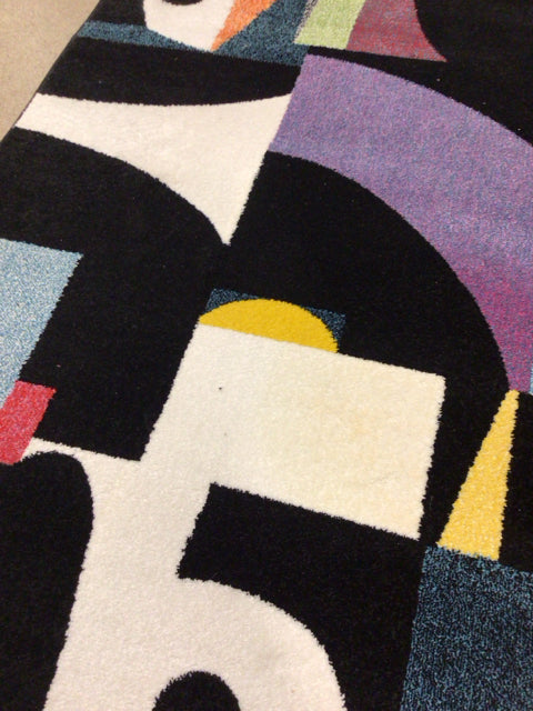 AS-IS 5.3 X 7.6 Broadway Collection Couleure Rug(Soil Spot)