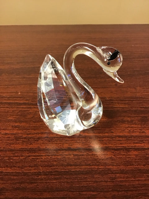 3.5" Sorelle Glass Swan
