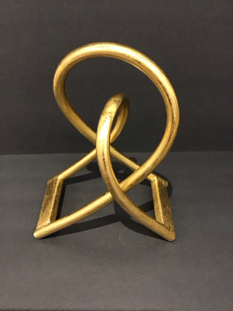 8" Metal Table Decor