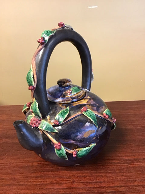 12" (h) Blue Teapot W/Berry Vine