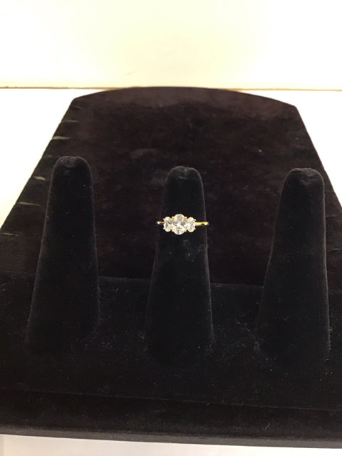 Gold Ring w/3 Oval Shaped Crystals