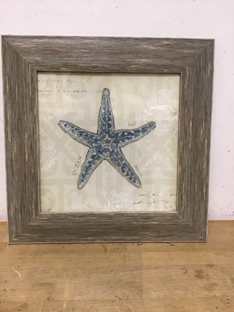 18"Sq Weathered Frame Starfish Print