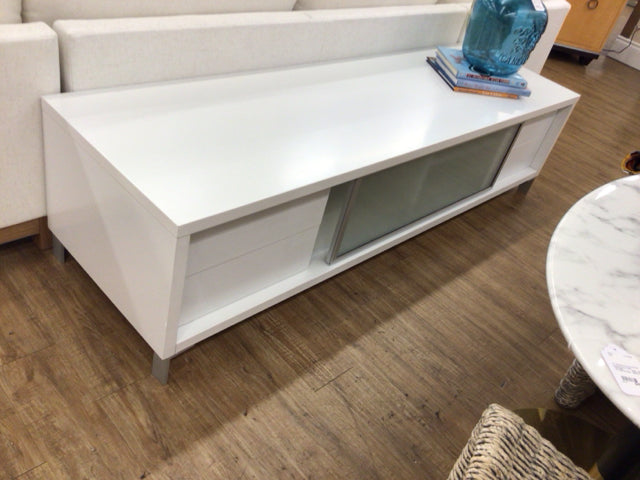 White Lacqured Sliding Door/Four Drawer Media Console