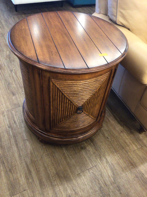 AS-IS Tommy Bahama Round One Door End Table