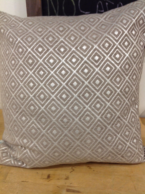 Pillow- 18" Silver Diamond