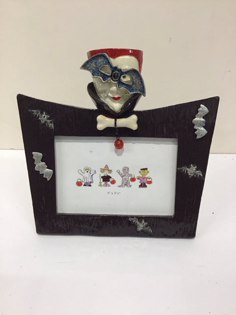 5x3.5 Black Ceramic Dracula Frame