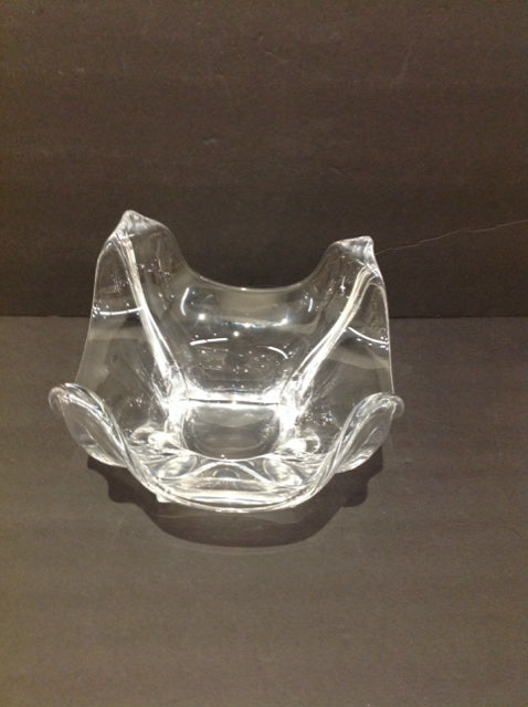 8"Sq Abstract Crystal Bowl