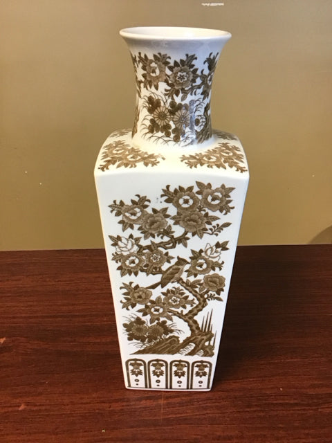 14" Asian Beige & White Floral Square Vase