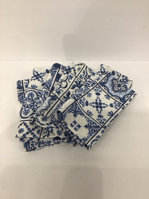 Set/8 Blue/White Dutch Tile Pattern Napkins