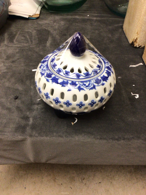 6 1/2" Blue & White Ceramic Reticulated Bowl W/Lid