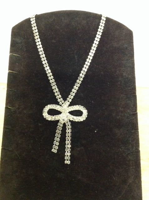 Rhinestone Necklace w/Bow