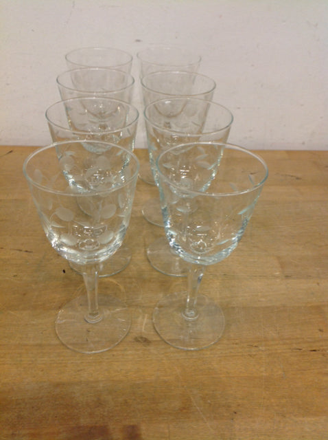 Set Of 8 Fosted Leaf Wine Glasses